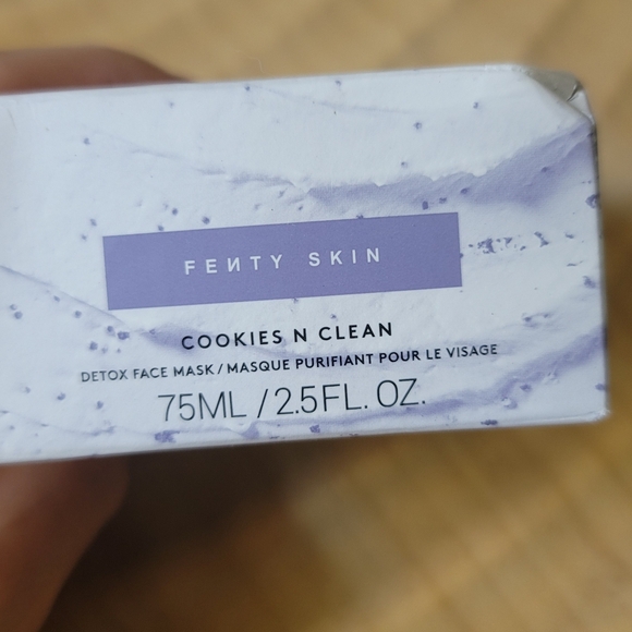 NEW Fenty Skin cookies n clean scrub - Picture 4 of 4